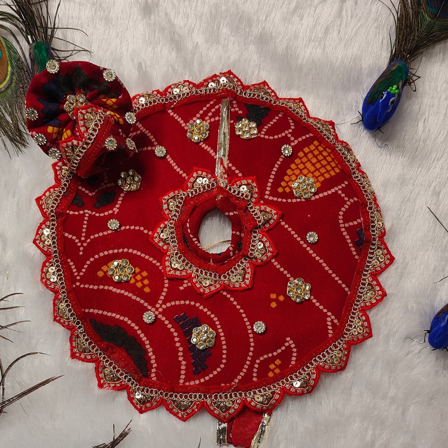 Traditional Red Bandhani Laddu Gopal Dress | Ethnic Poshak with Kundan Highlights & Matching Mukut